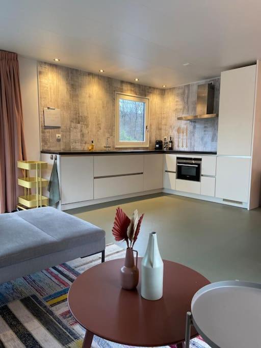 Apartamento Unieke Woonark Met Privetuin En Free Parking. Róterdam Exterior foto