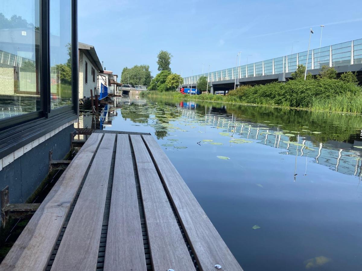 Apartamento Unieke Woonark Met Privetuin En Free Parking. Róterdam Exterior foto